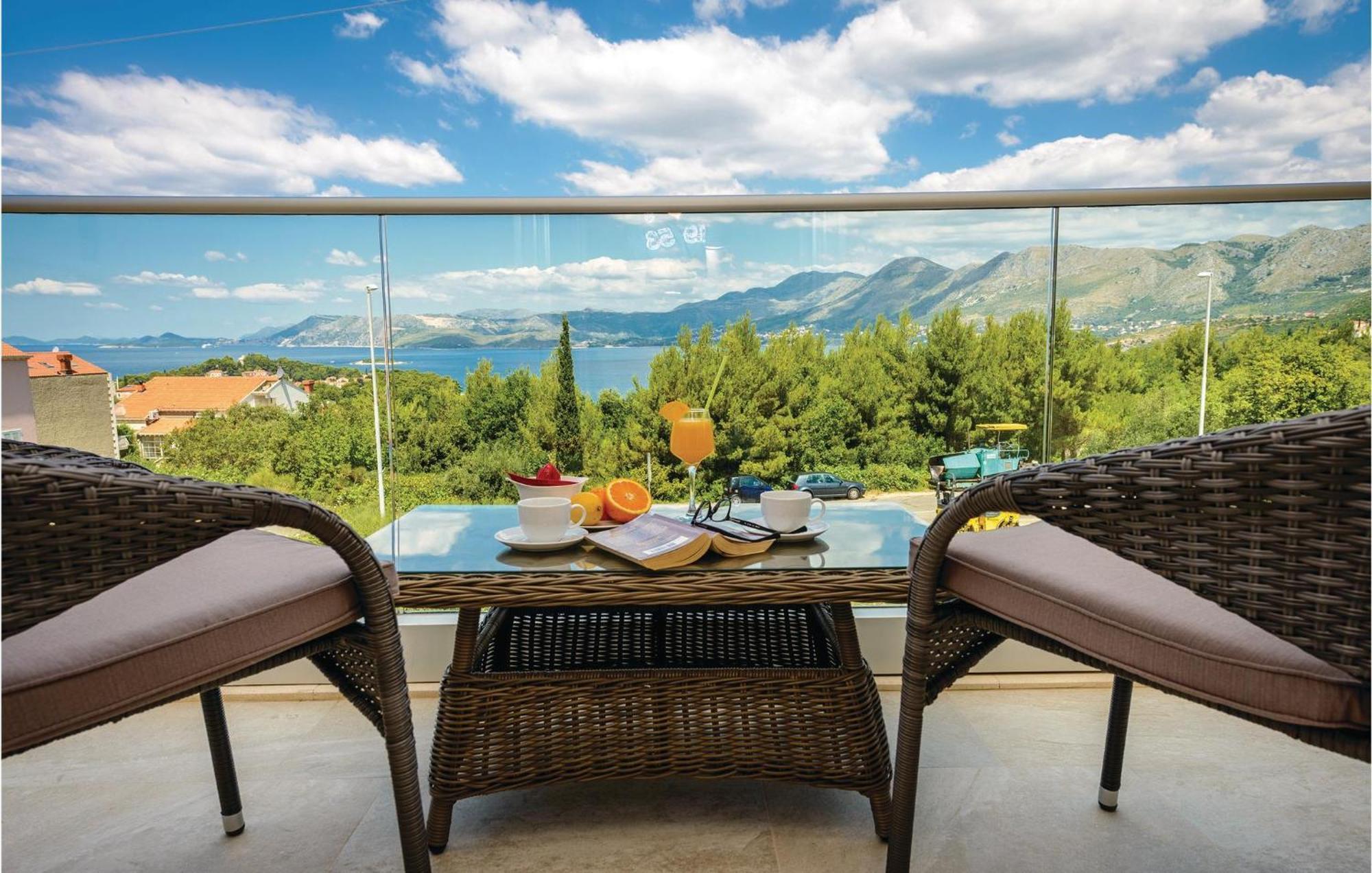 Amazing Apartment In Cavtat With House Sea View Exterior photo