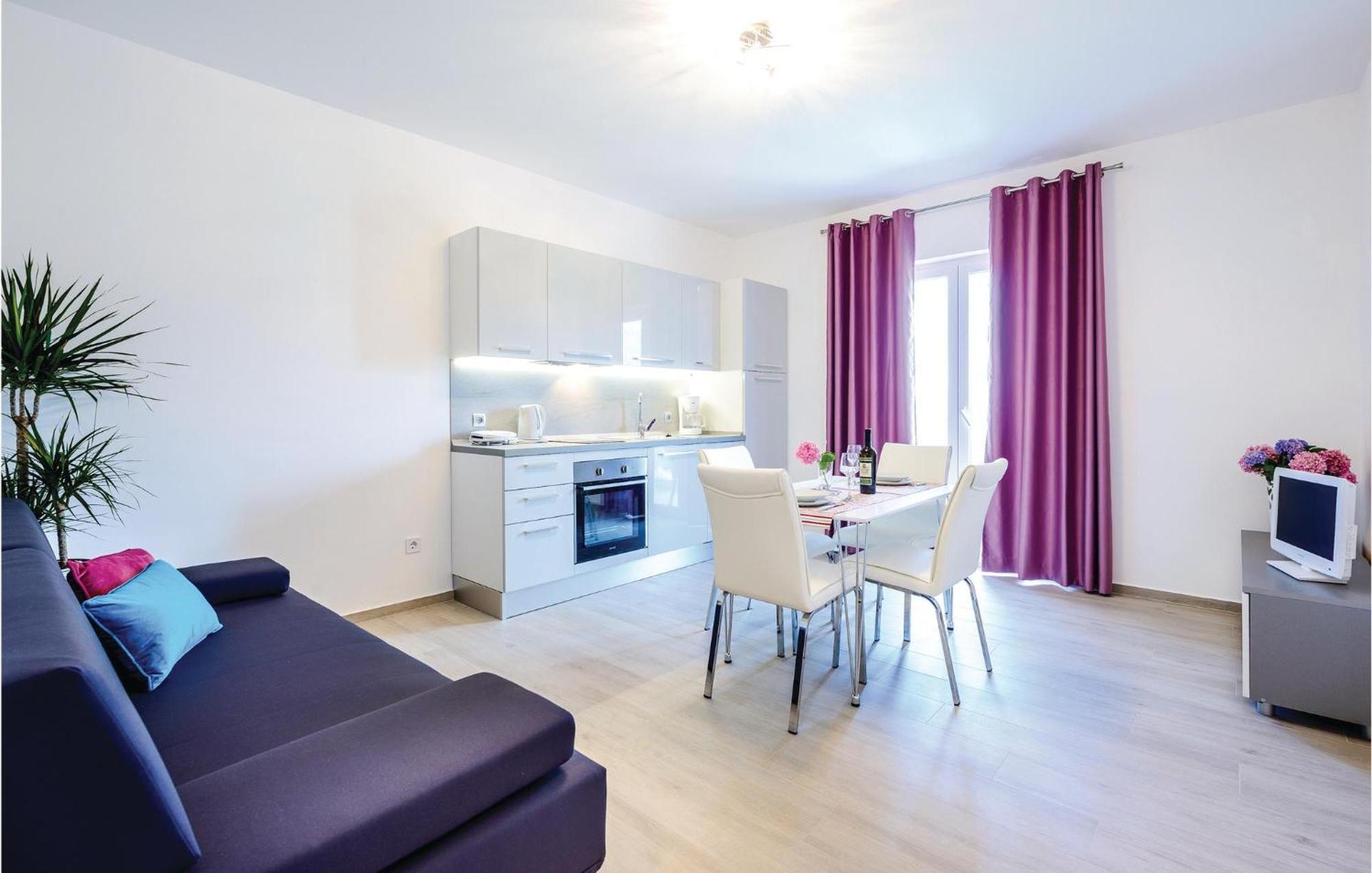 Amazing Apartment In Cavtat With House Sea View Exterior photo